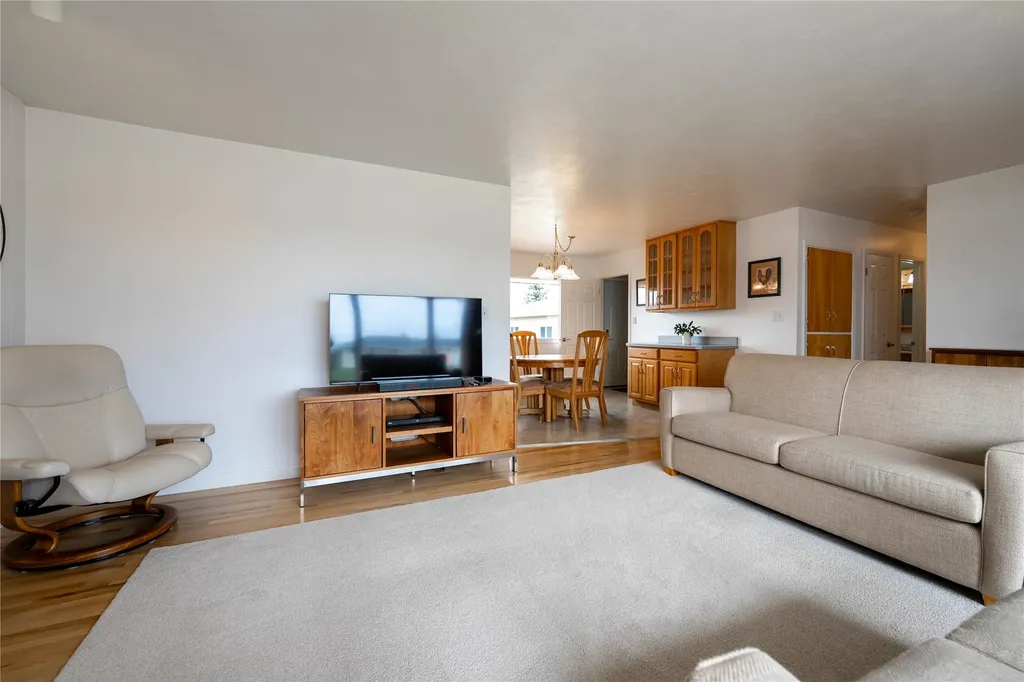 837 36th Avenue NE Great Falls MT 59404