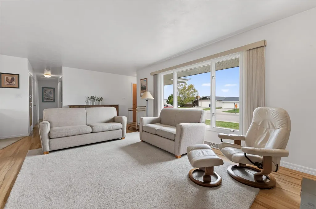 837 36th Avenue NE Great Falls MT 59404