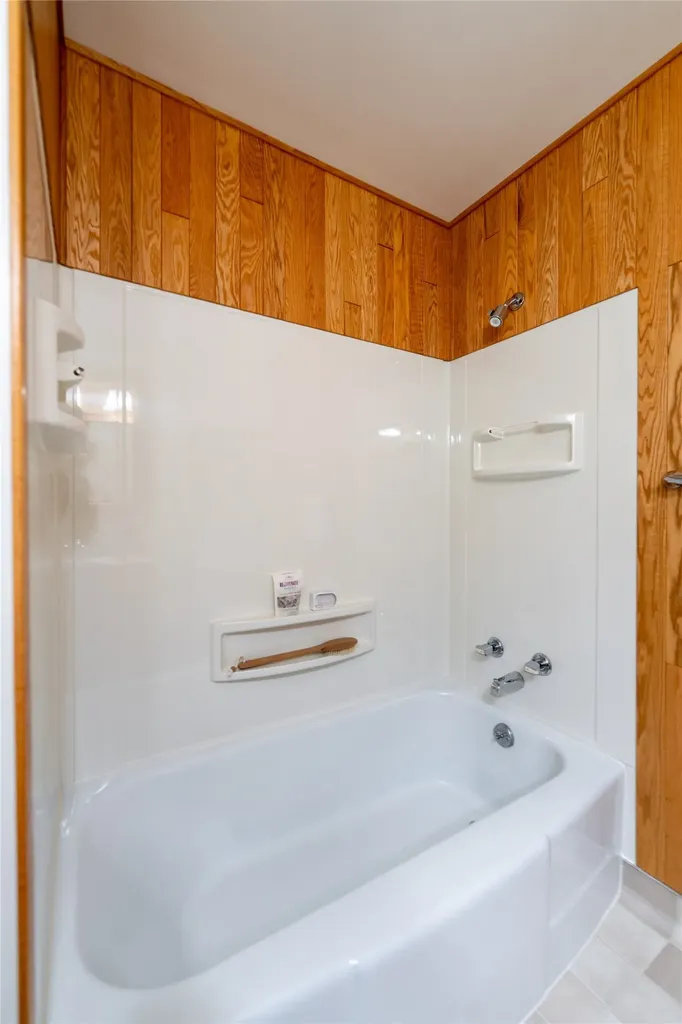 837 36th Avenue NE Great Falls MT 59404