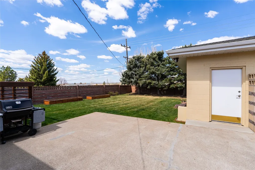 837 36th Avenue NE Great Falls MT 59404