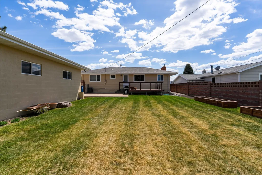 837 36th Avenue NE Great Falls MT 59404
