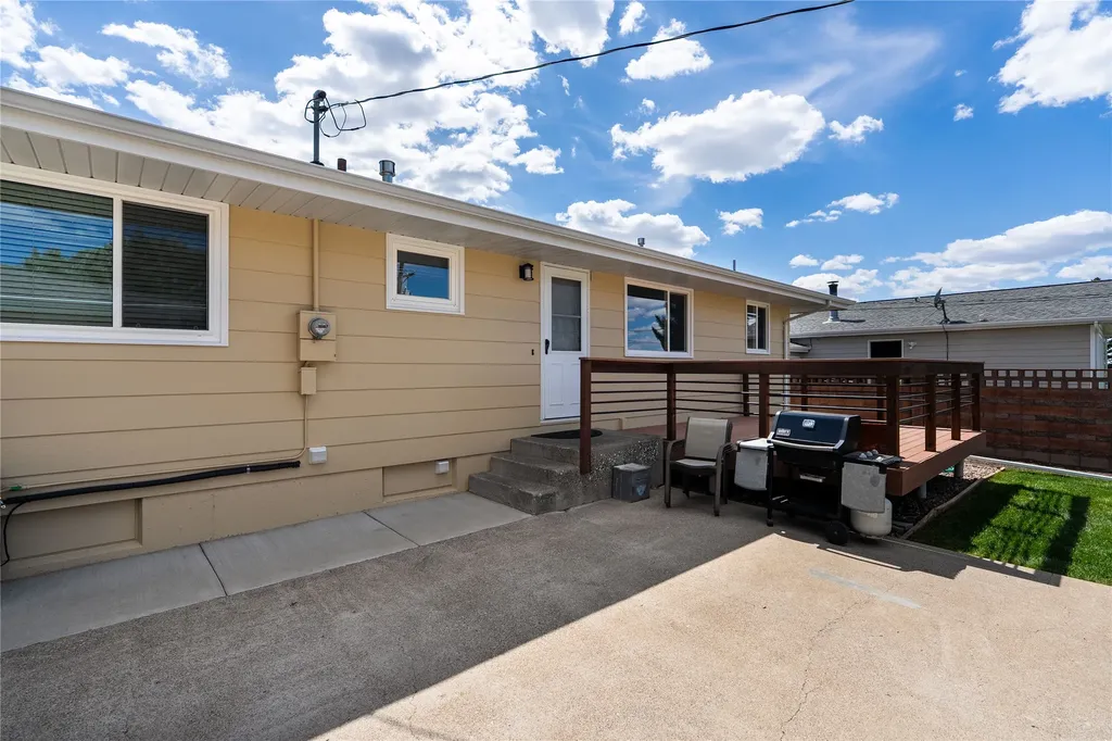 837 36th Avenue NE Great Falls MT 59404