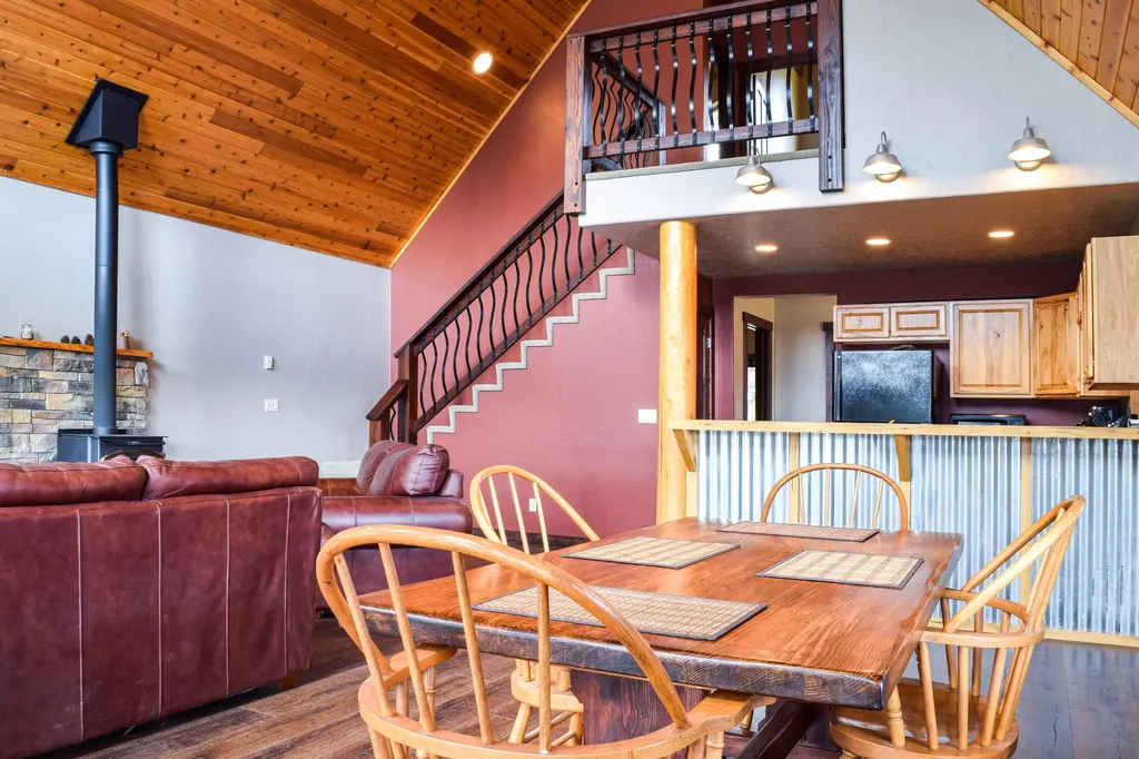 171 Carpenter Lane Eureka MT 59917