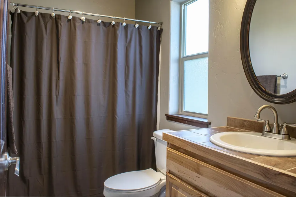 171 Carpenter Lane Eureka MT 59917