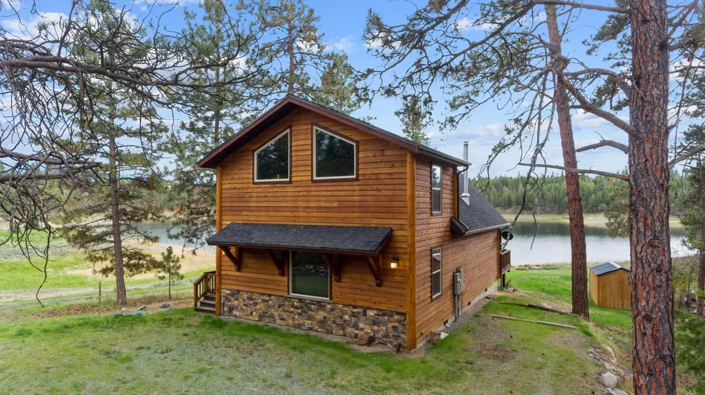 171 Carpenter Lane Eureka MT 59917