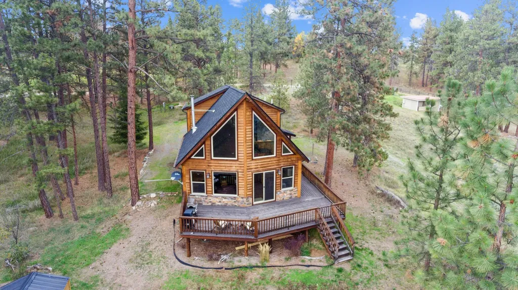171 Carpenter Lane Eureka MT 59917