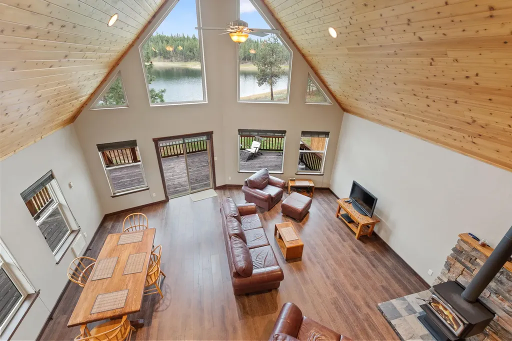 171 Carpenter Lane Eureka MT 59917