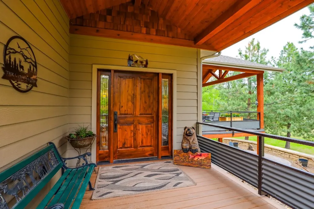 110 Conifer Lane Bigfork MT 59911