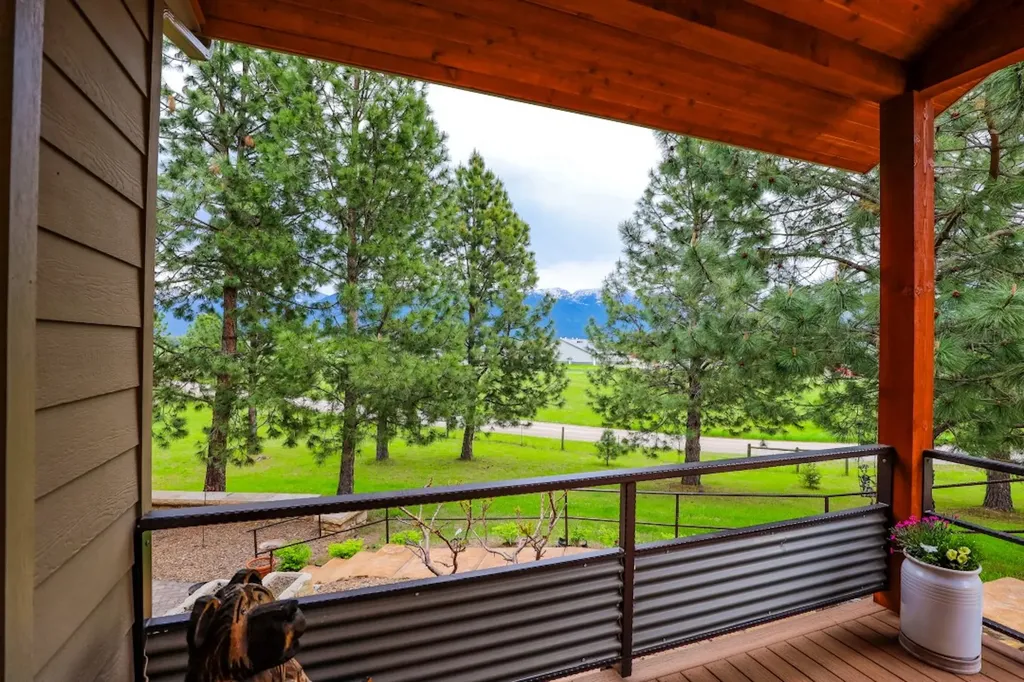 110 Conifer Lane Bigfork MT 59911