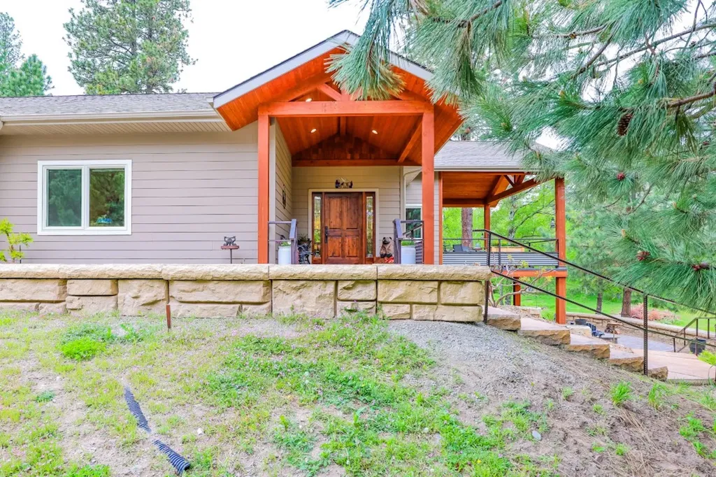 110 Conifer Lane Bigfork MT 59911