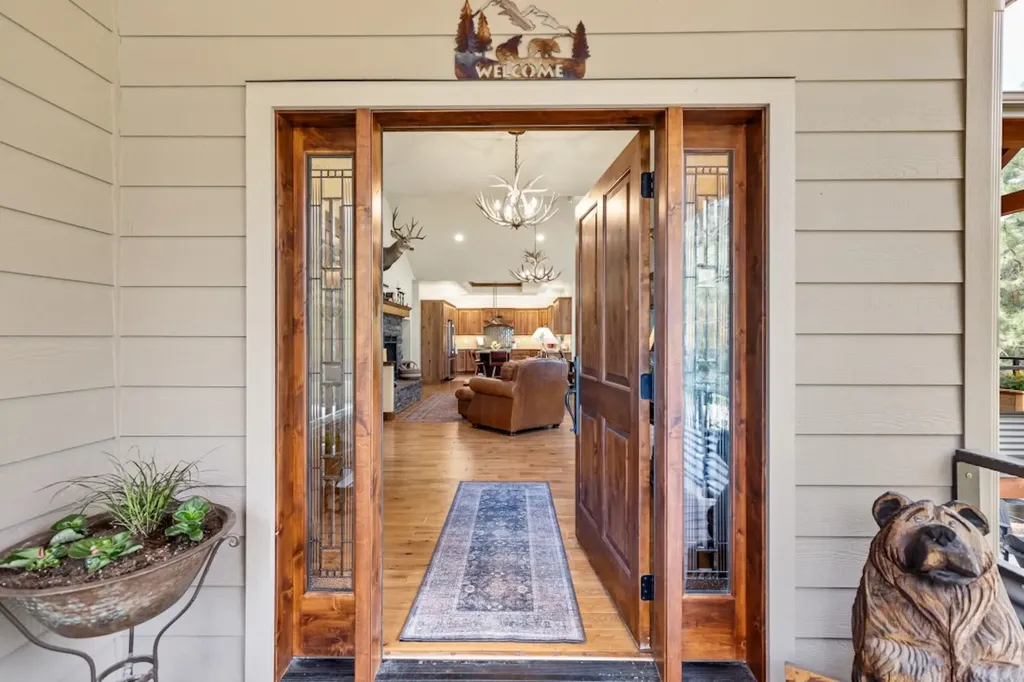 110 Conifer Lane Bigfork MT 59911