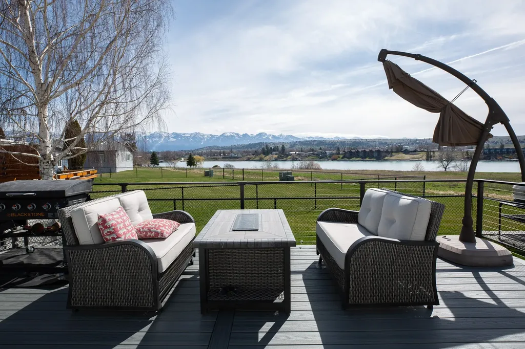 9 Regatta Road Polson MT 59860