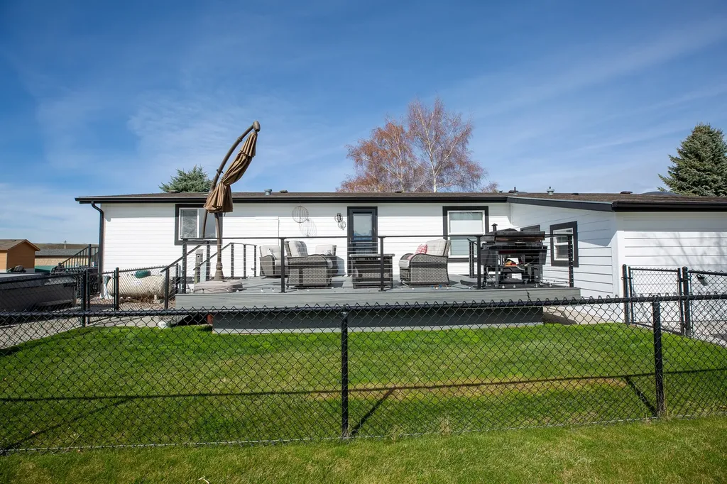 9 Regatta Road Polson MT 59860