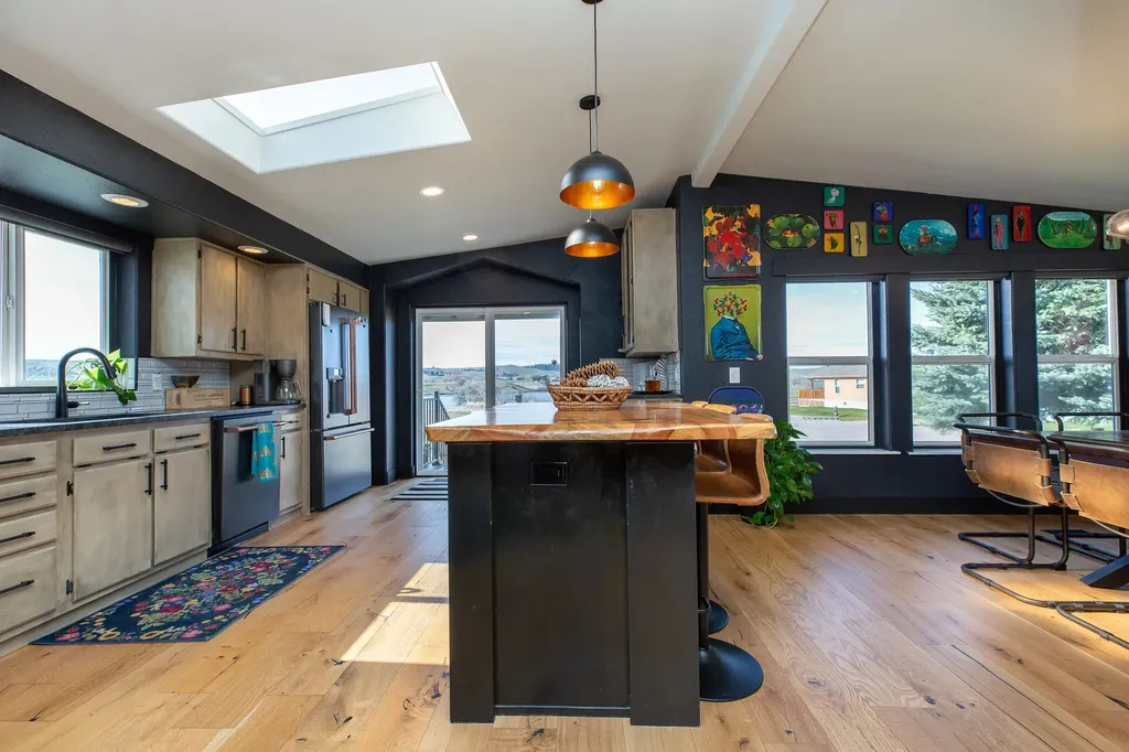 9 Regatta Road Polson MT 59860