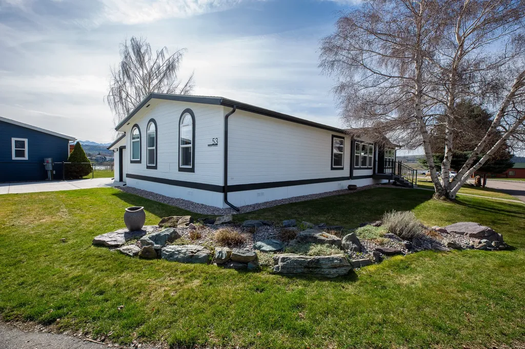 9 Regatta Road Polson MT 59860