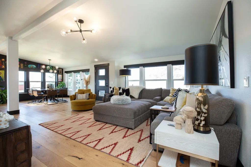 9 Regatta Road Polson MT 59860