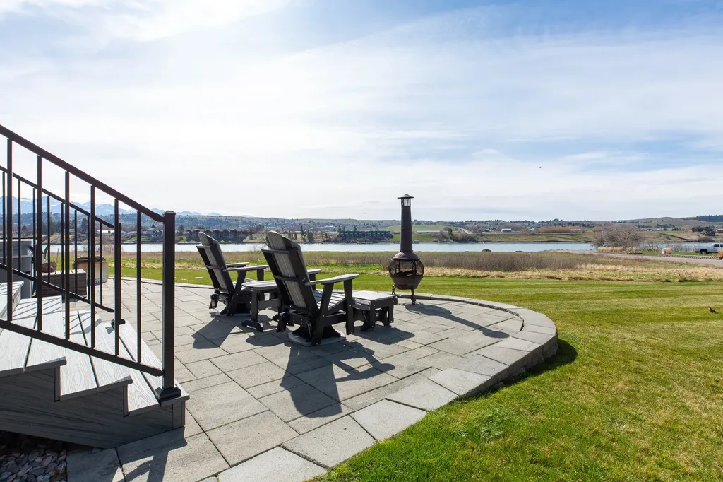 9 Regatta Road Polson MT 59860
