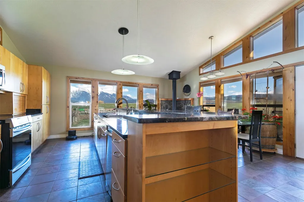 61830 Old Freight Road St Ignatius MT 59865