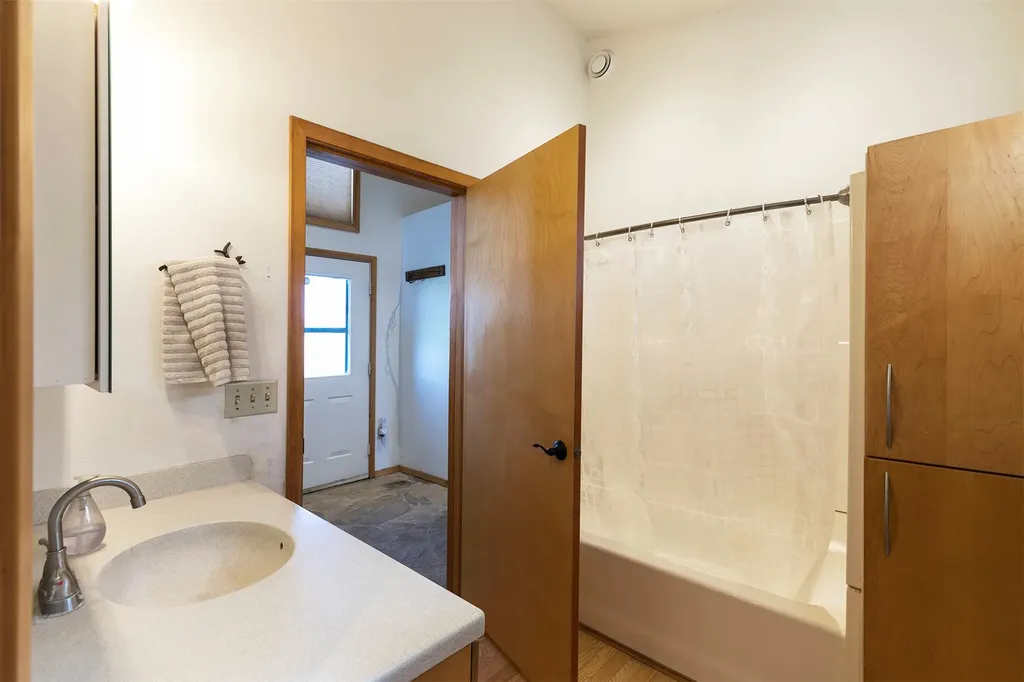 61830 Old Freight Road St Ignatius MT 59865