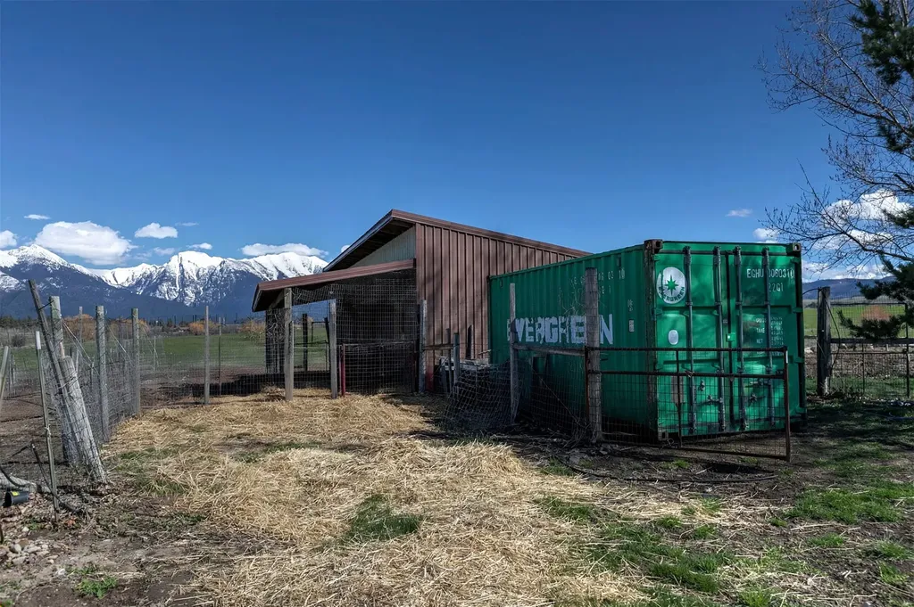 61830 Old Freight Road St Ignatius MT 59865
