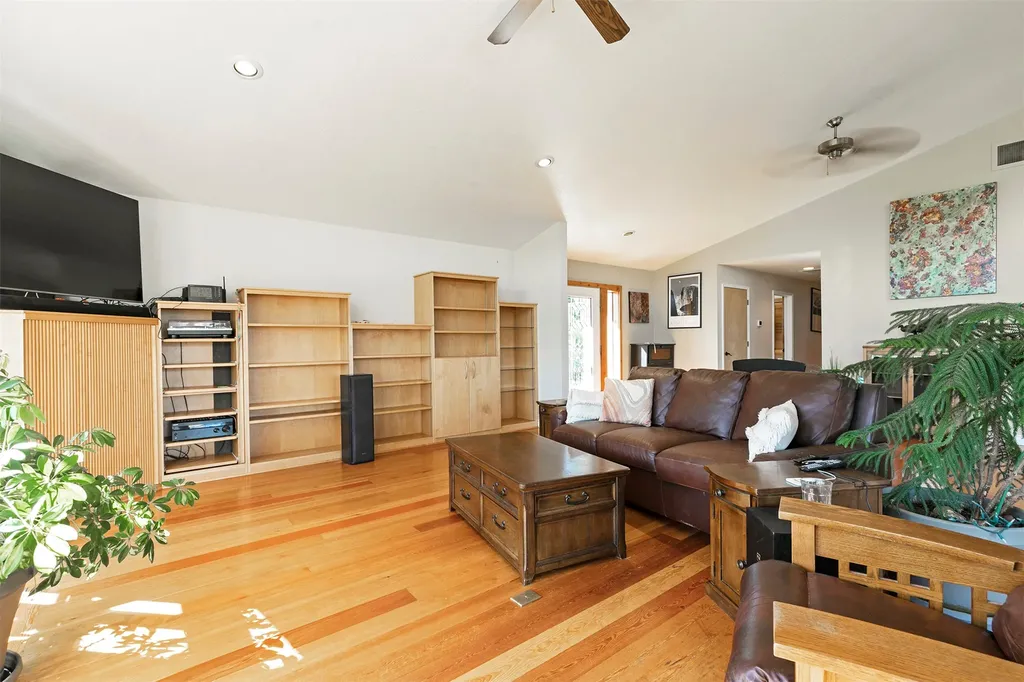 61830 Old Freight Road St Ignatius MT 59865