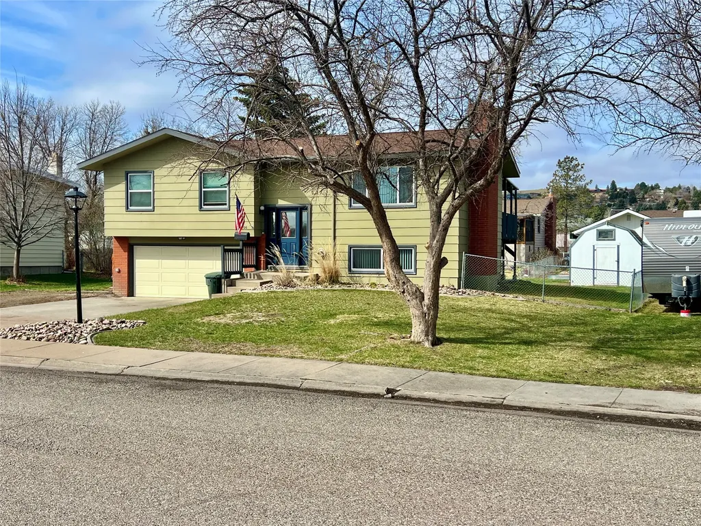 3006 Carmel Drive Great Falls MT 59404