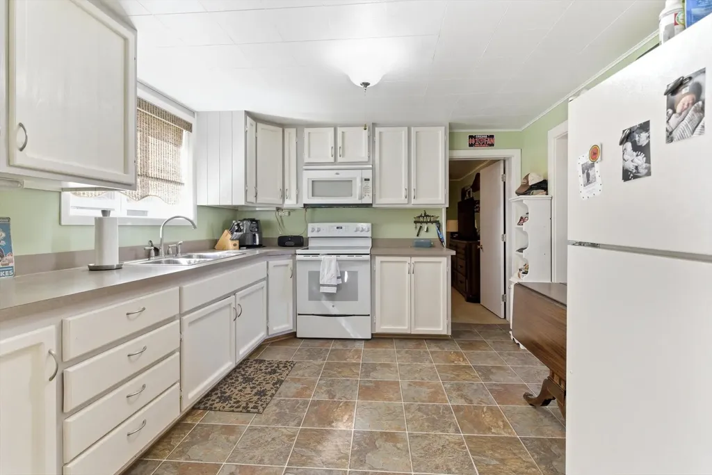 56 Battle Hollow Avenue Somers MT 59932