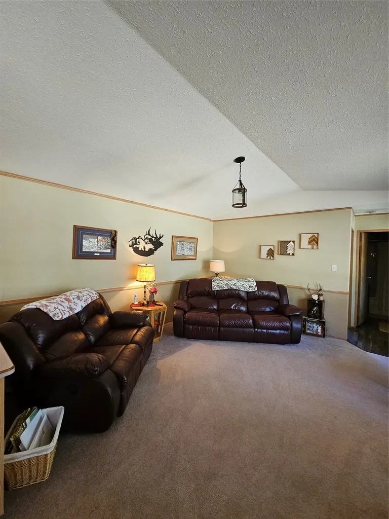 4511 Snow Fleury Lane Lincoln MT 59639