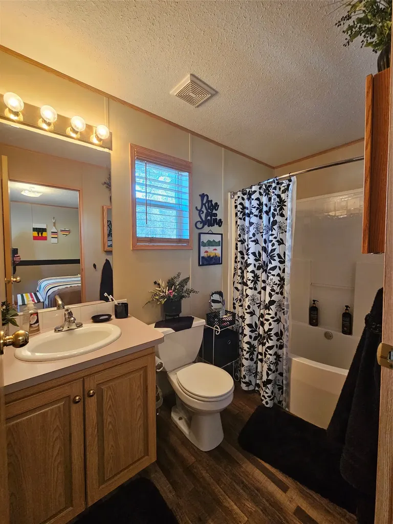 4511 Snow Fleury Lane Lincoln MT 59639