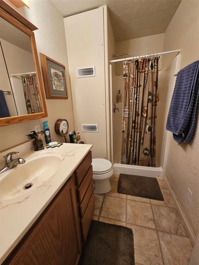 4511 Snow Fleury Lane Lincoln MT 59639