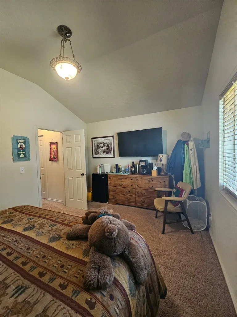 4511 Snow Fleury Lane Lincoln MT 59639