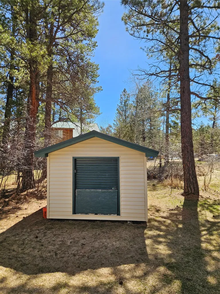 4511 Snow Fleury Lane Lincoln MT 59639
