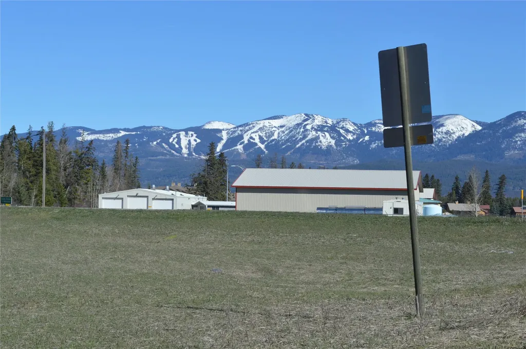 4480 Mount Highway 40 W Whitefish MT 59937