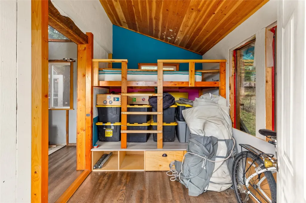 39097 Minesinger Lane Polson MT 59860