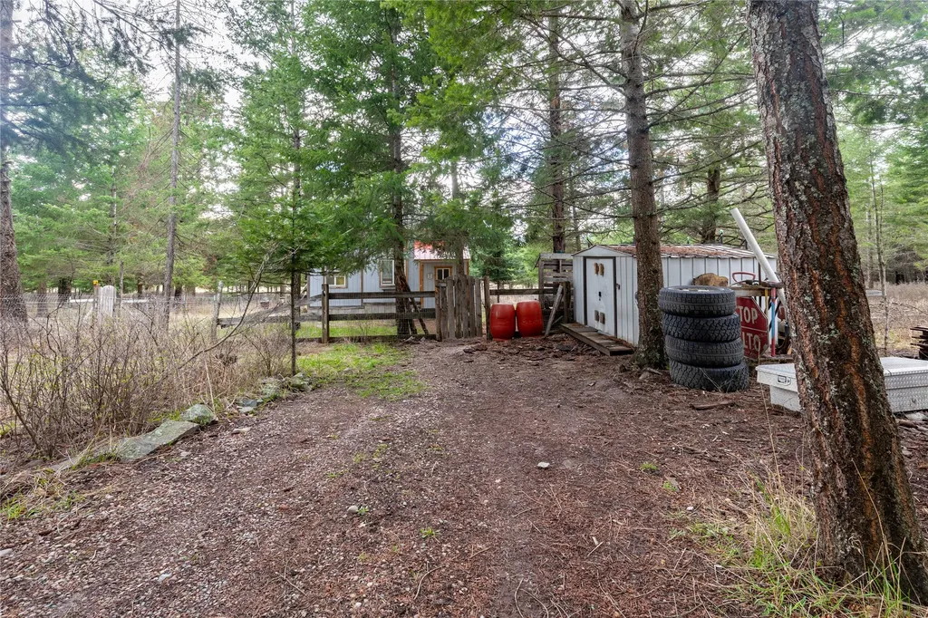 39097 Minesinger Lane Polson MT 59860