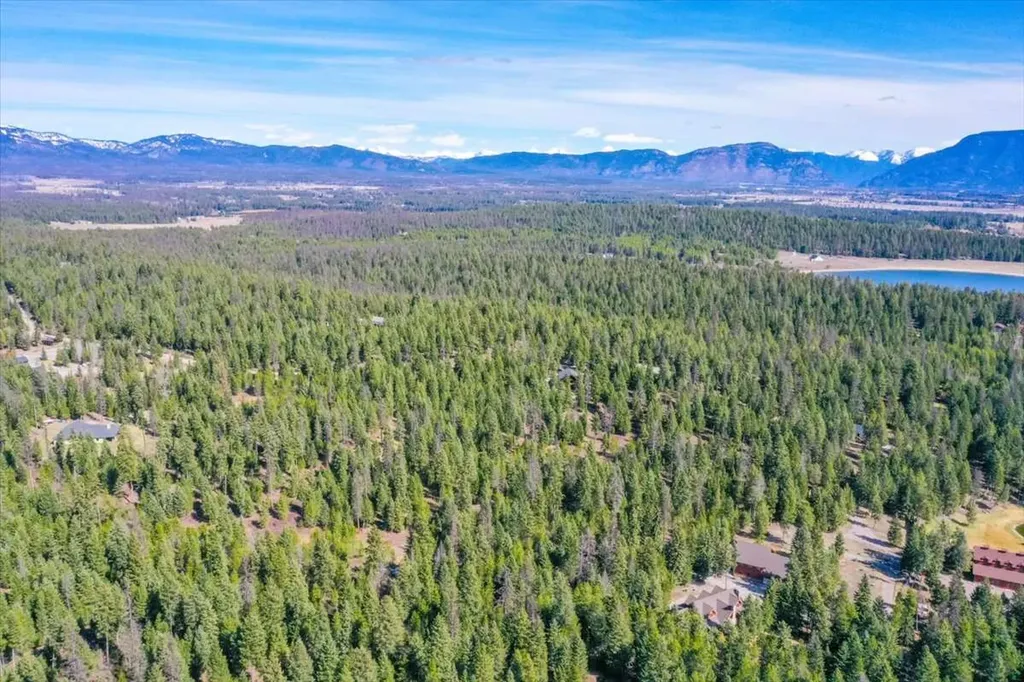 81 Scholar Lane Whitefish MT 59937