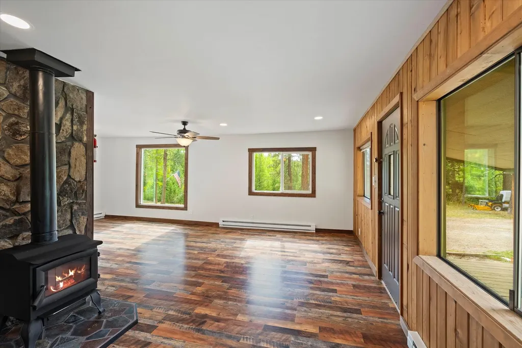 147 Lobo Trail Kalispell MT 59901