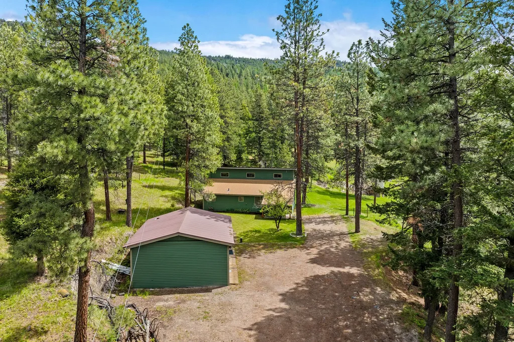 147 Lobo Trail Kalispell MT 59901