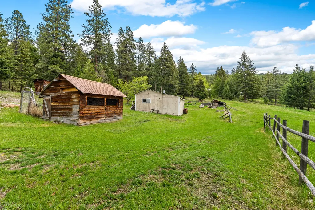 147 Lobo Trail Kalispell MT 59901