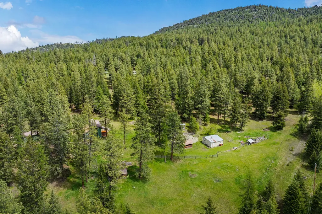 147 Lobo Trail Kalispell MT 59901