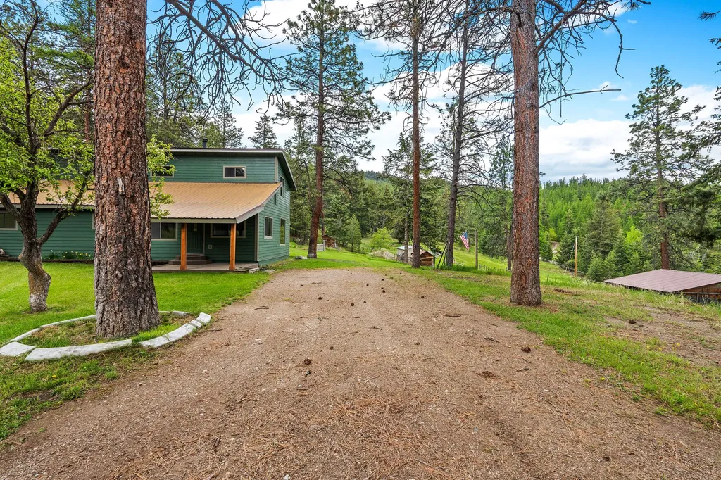 147 Lobo Trail Kalispell MT 59901