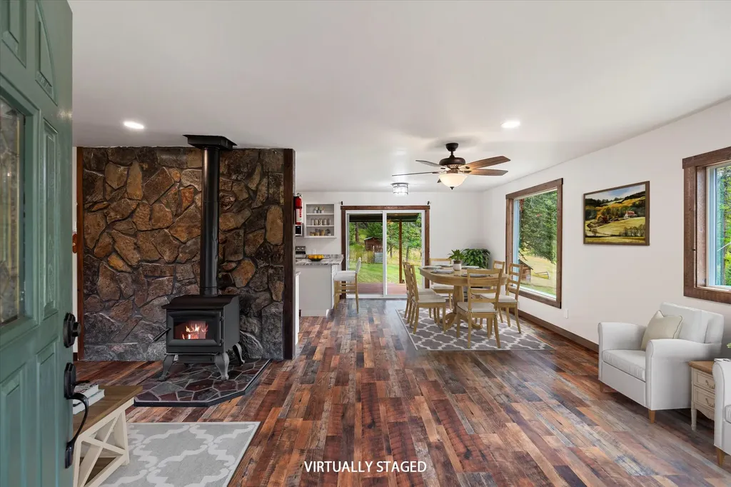 147 Lobo Trail Kalispell MT 59901