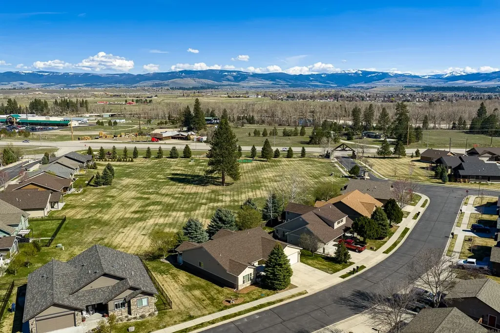 1156 Heritage Drive Stevensville MT 59870