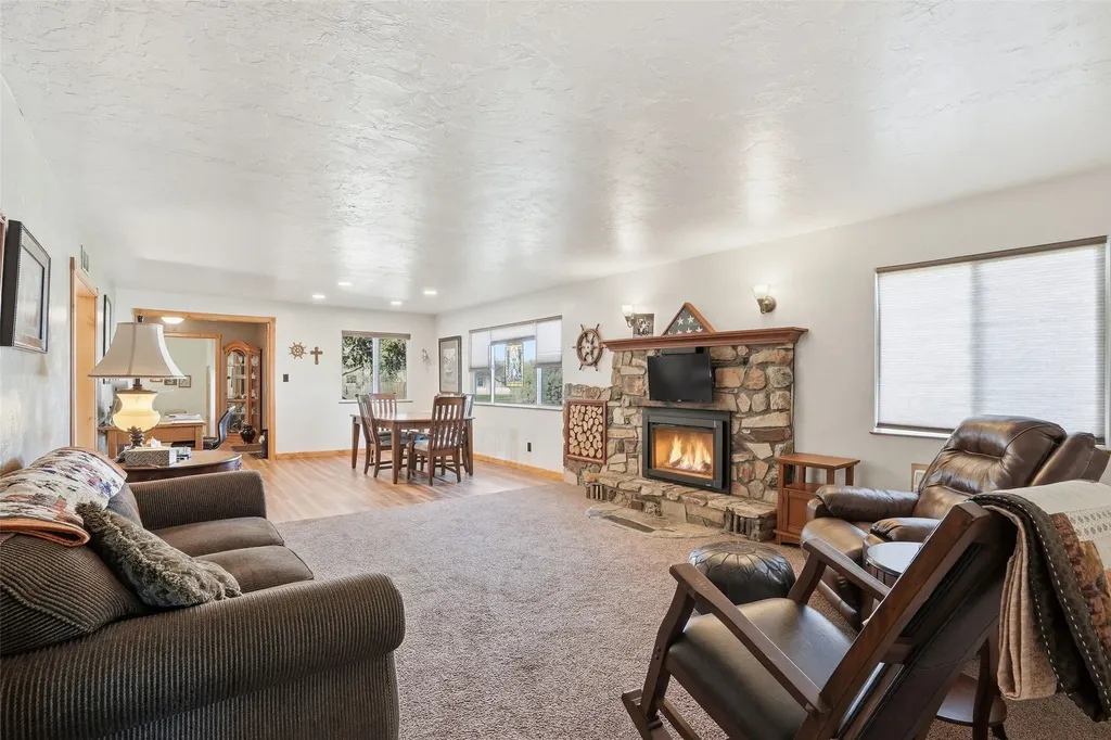 67 Bell Lane Hamilton MT 59840