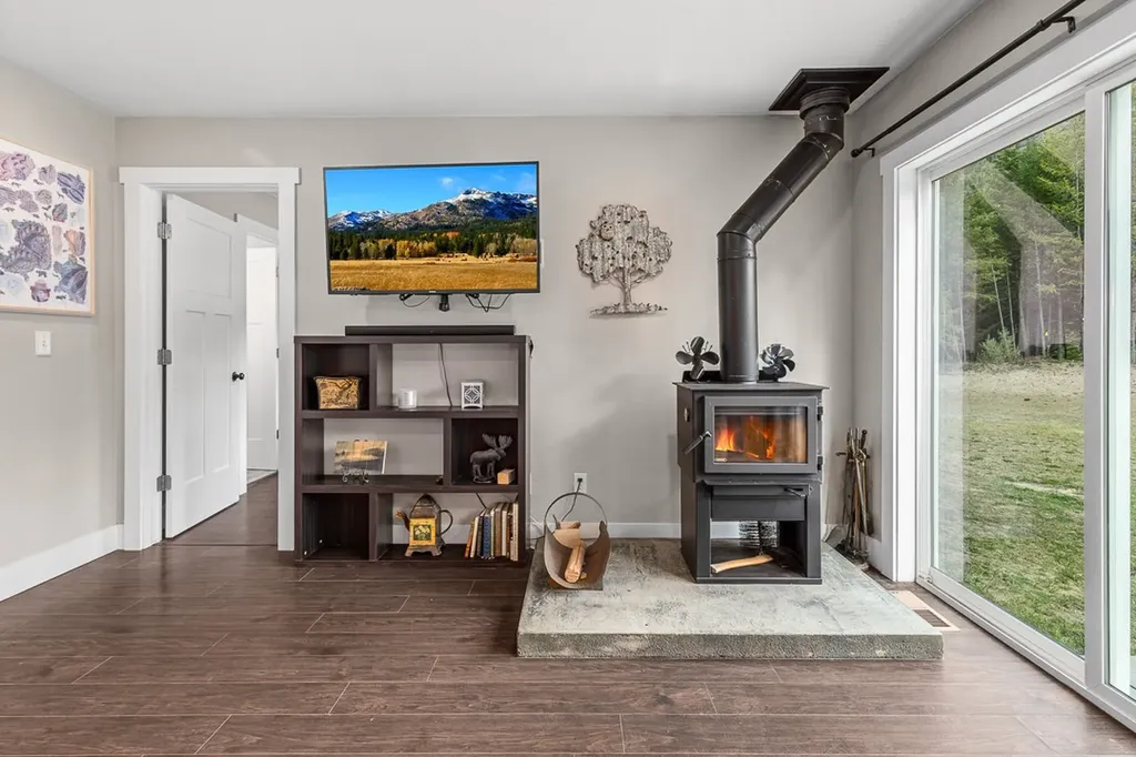 351 Whitewater Lane Alberton MT 59820