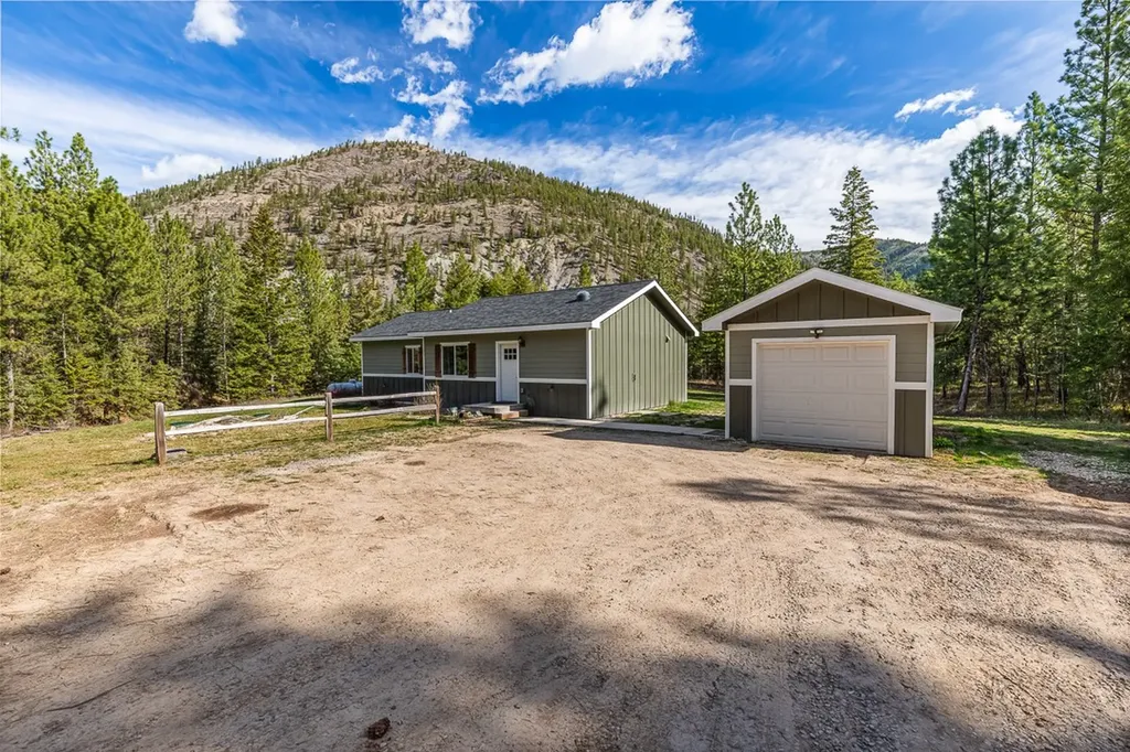 351 Whitewater Lane Alberton MT 59820