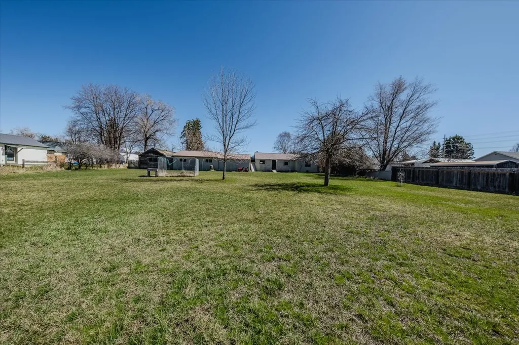 1710 8th Avenue E Kalispell MT 59901