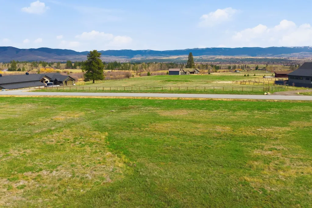 Nkn Trophy Court Florence MT 59833