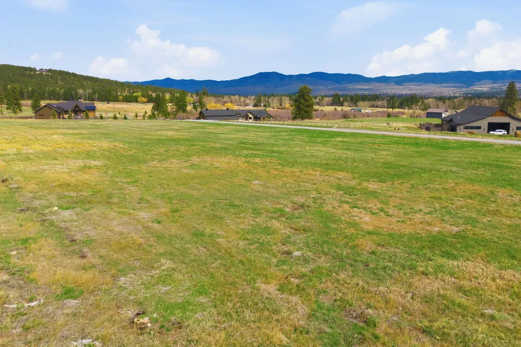 Nkn Trophy Court Florence MT 59833