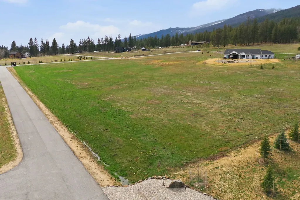 Nkn Trophy Court Florence MT 59833